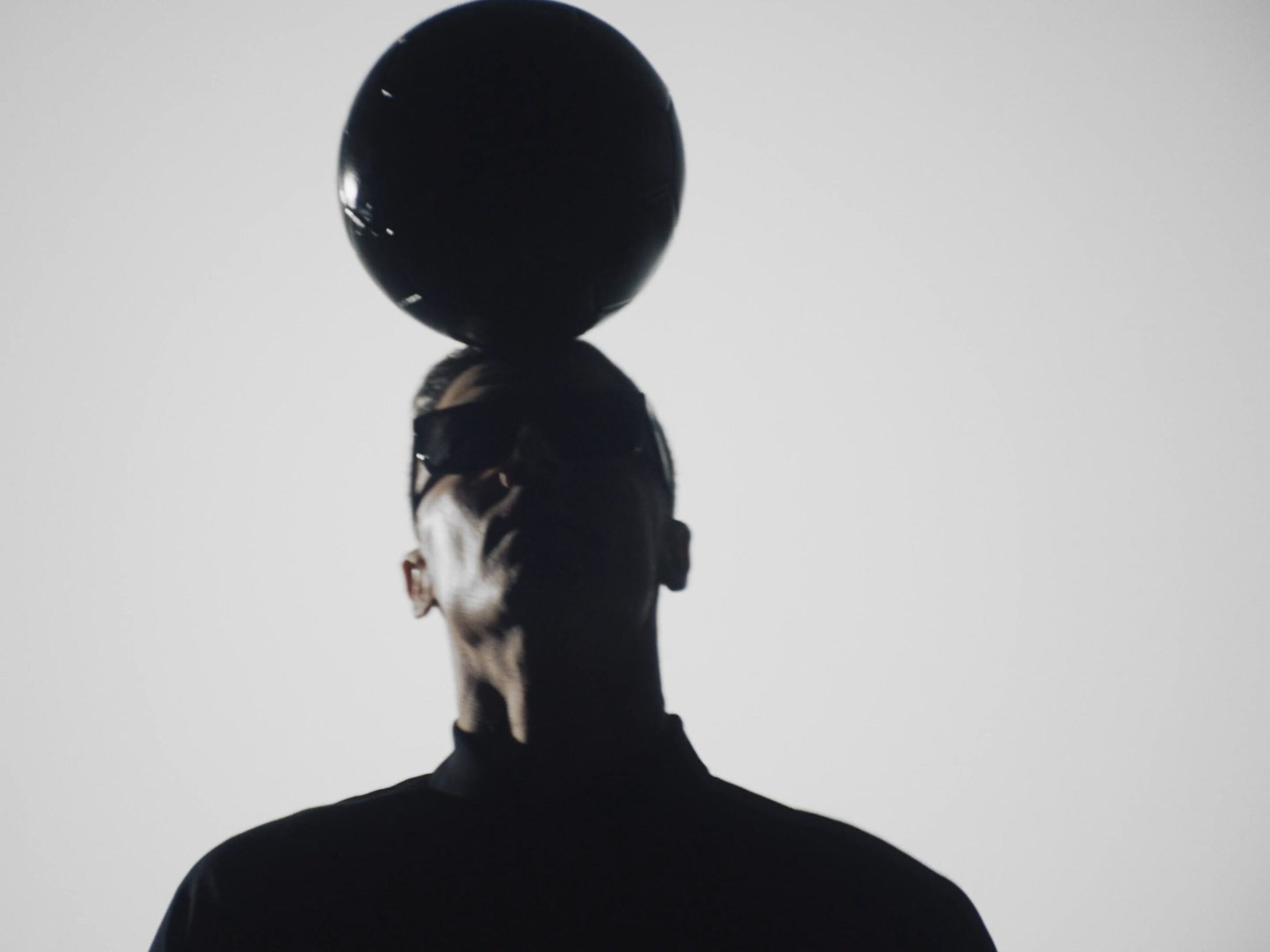 Stylist RICCARDO LINARELLO_ SPORT&PEOPLE PORTFOLIO